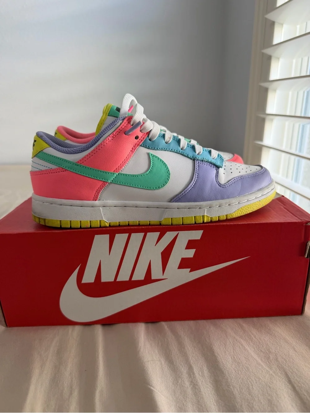 Woman’s Nike Dunks Low - Picture 9 of 10